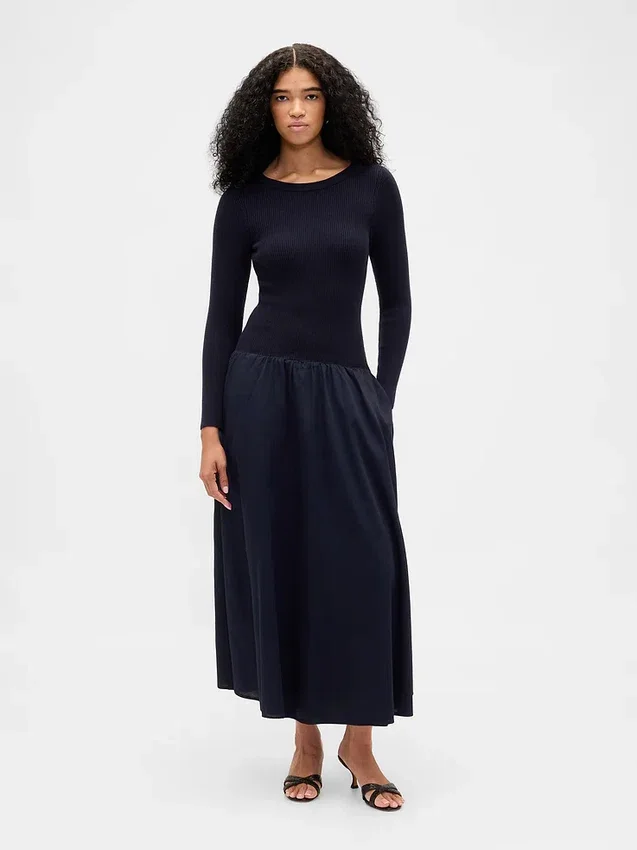 Vestido largo de cintura baja con mezcla de tejidos