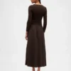 Vestido largo de cintura baja con mezcla de tejidos