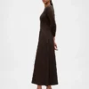 Vestido largo de cintura baja con mezcla de tejidos