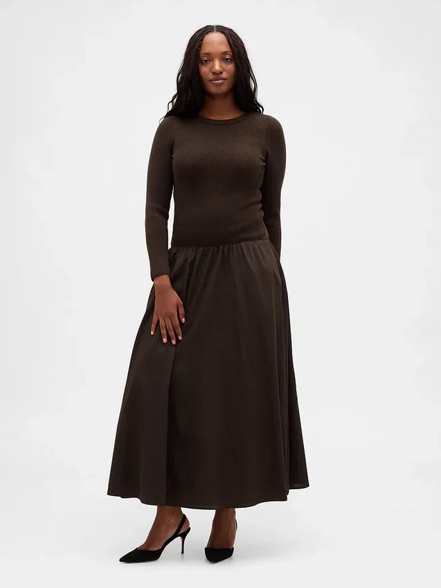 Vestido largo de cintura baja con mezcla de tejidos