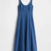 Vestido largo de denim con cuello redondo