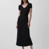 Vestido largo de jerséu acanalado con botones en la parte delantera