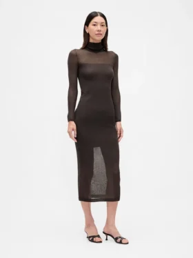 Vestido largo de punto con cuello alto transparente