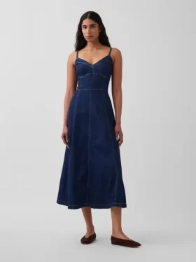 Vestido largo de vaquero con costuras tipo corsé