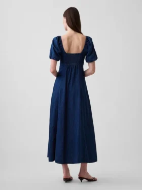 Vestido largo de vaquero con mangas abullonadas y cierre frontal con botones