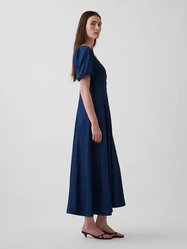 Vestido largo de vaquero con mangas abullonadas y cierre frontal con botones