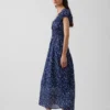 Vestido largo de voile con cintura fruncida