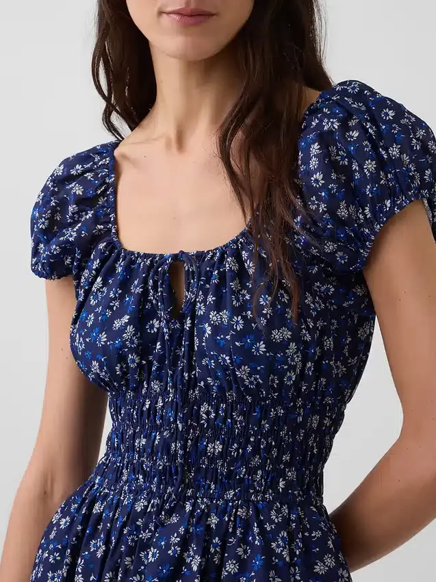 Vestido largo de voile con cintura fruncida