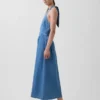 Vestido largo halter de vaquero con lazo en la espalda