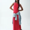 Vestido largo moderno con sujetador incorporado y canalé