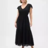 Vestido largo moderno con volantes de mezcla de tejidos