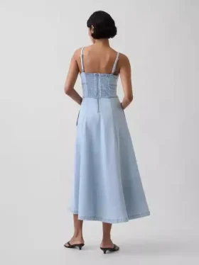 Vestido largo tipo corsé con costuras de denim