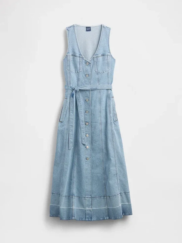 Vestido largo vaquero con cinturón para atar y botones en la parte delantera