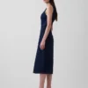 Vestido midi ajustado de denim