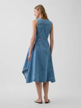 Vestido midi de denim con bajo en forma de pañuelo