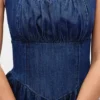 Vestido midi de denim con cintura baja tipo corsé