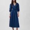 Vestido midi de vaquero con cintura de parches