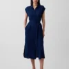 Vestido midi utilitario de denim con cinturilla atada