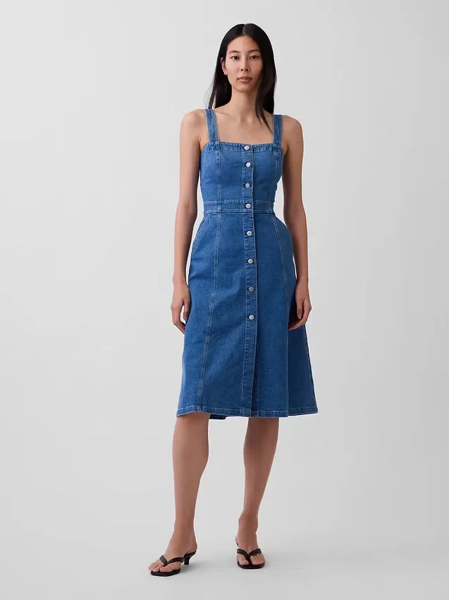 Vestido midi vaquero con botones en la parte delantera