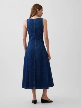 Vestido midi vaquero con cremallera frontal y costuras
