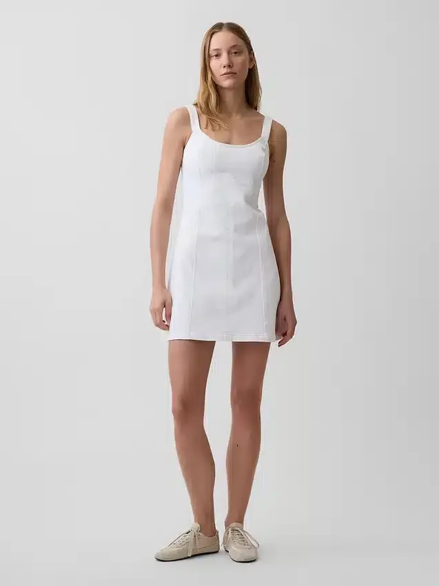 Vestido mini con paneles de denim