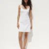Vestido mini con paneles de denim
