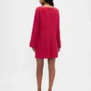 Vestido mini recto con cuello barco