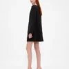 Vestido mini recto con cuello barco