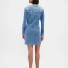 Vestido mini vaquero con bolsillos