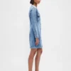 Vestido mini vaquero con bolsillos