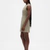 Vestido recto mini de cuello alto