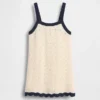 Vestido sin mangas de ganchillo para niñas pequeñas