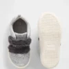 Zapatillas con purpurina y pelo vegano para niños pequeños