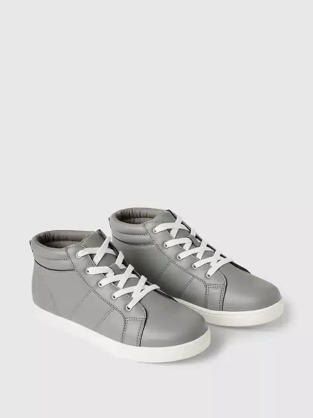 Zapatillas de caña alta para niños