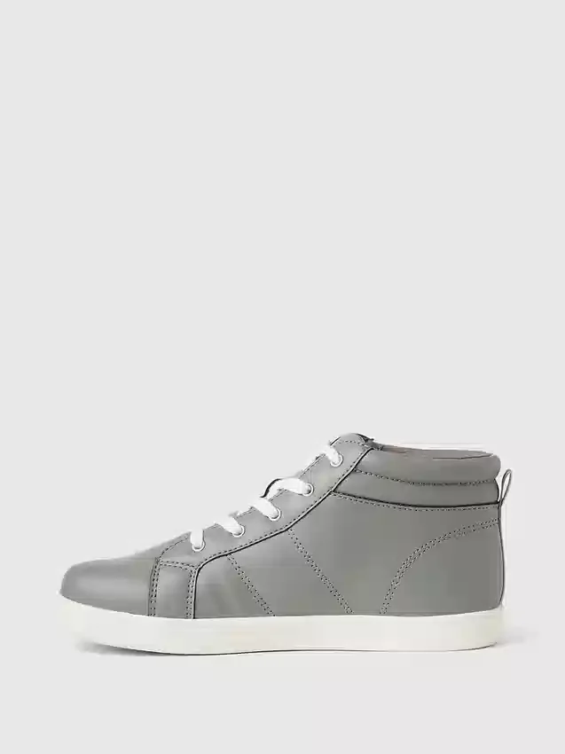 Zapatillas de caña alta para niños