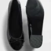 Zapatos de tacón de charol vegano